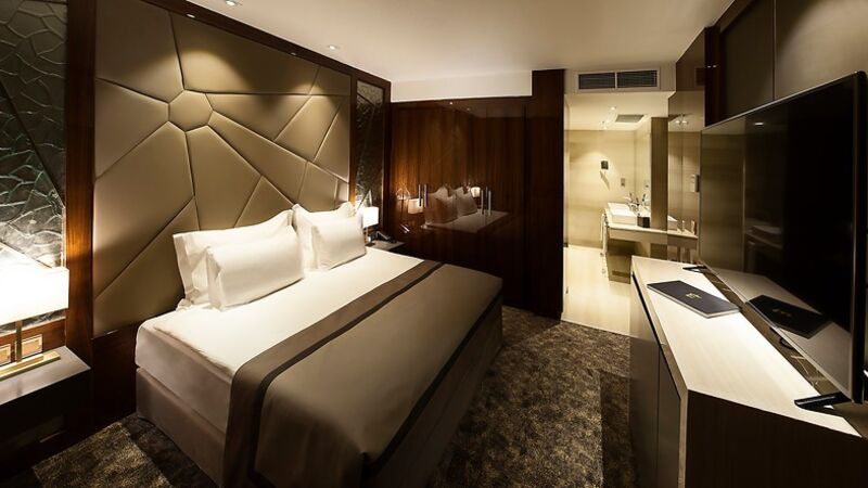 ELEXUS HOTEL