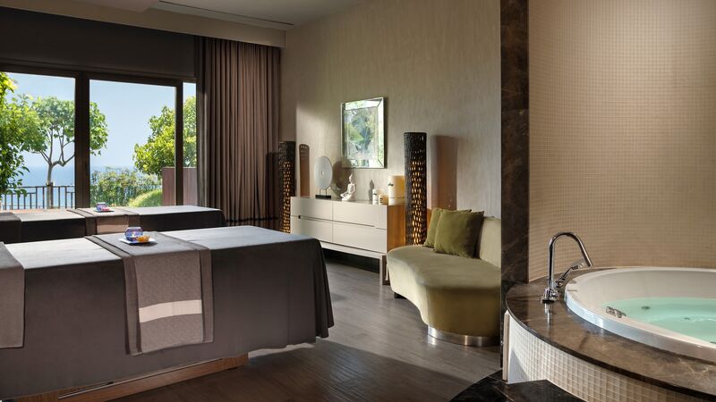 ELEXUS HOTEL