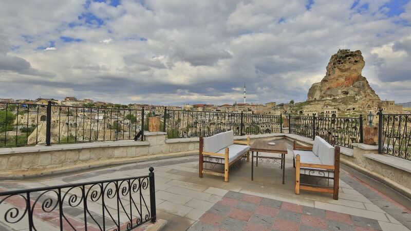 FOSIL CAVE HOTEL