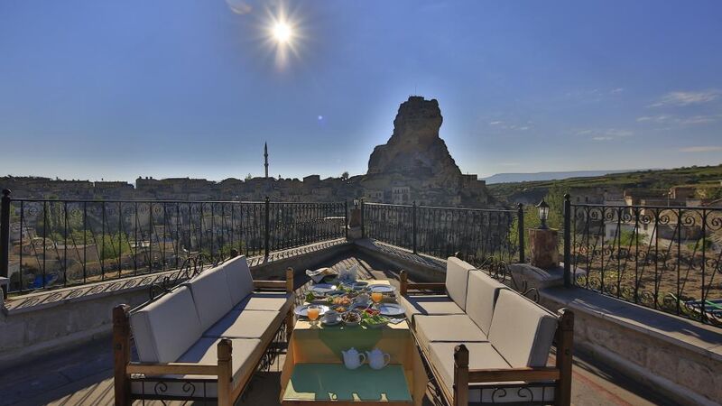 FOSIL CAVE HOTEL