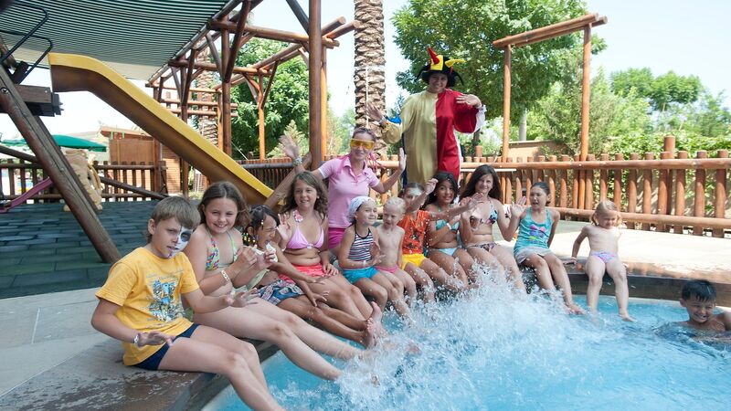 CRYSTAL DE LUXE RESORT