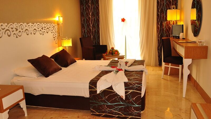 HORUS PARADİSE LUXURY RESORT