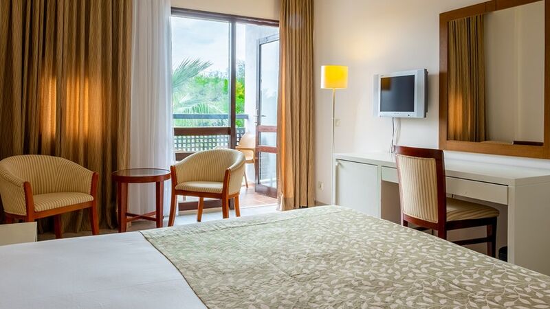 PERRE ART HOTEL RESORT SPA