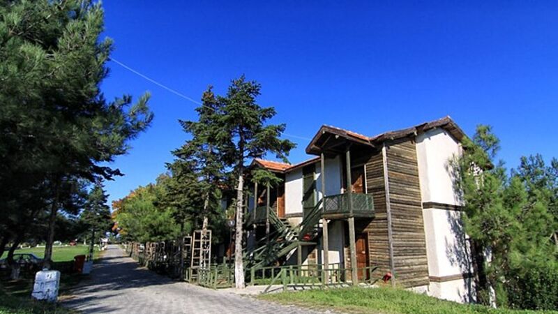 AHŞAP PARK OTEL