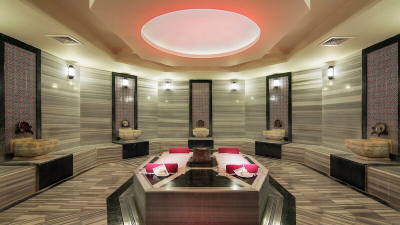 CRYSTAL GREEN BAY RESORT & SPA