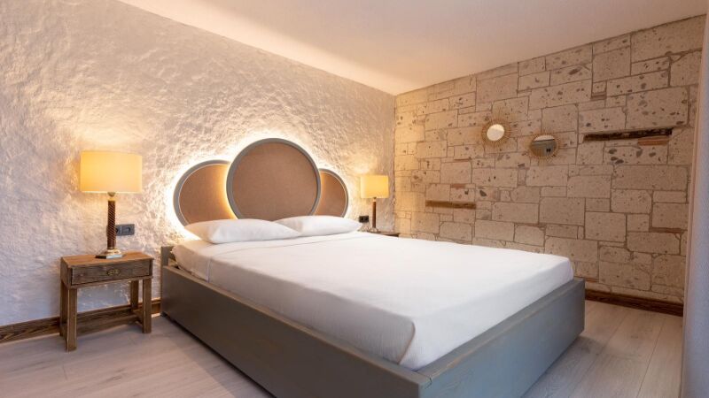 N HOTELS ÇEŞME