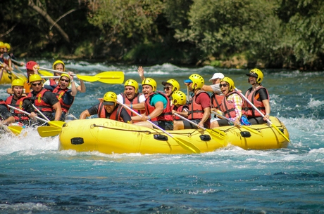 Doğanın kucağında eğlenceli bir aktivite: RAFTING 
